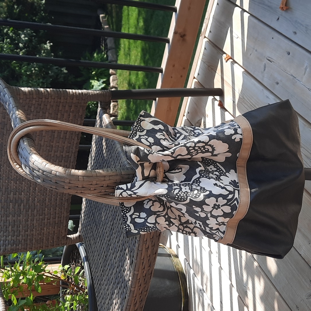 Slouchy purse